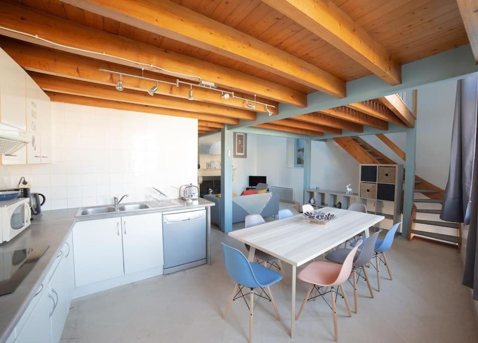 Maison Type Loft - Avec Parking En Plein Centre La Rochelle  Bagian luar foto