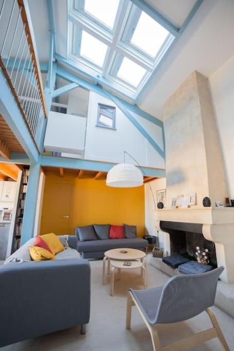 Maison Type Loft - Avec Parking En Plein Centre La Rochelle  Bagian luar foto