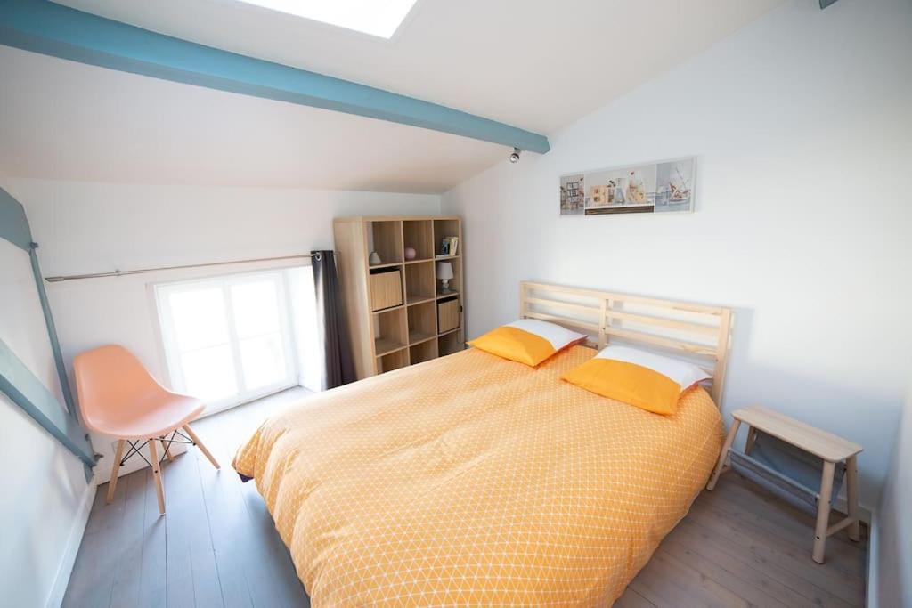 Maison Type Loft - Avec Parking En Plein Centre La Rochelle  Bagian luar foto