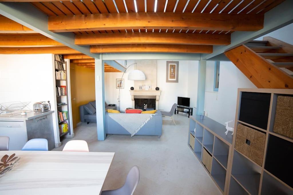 Maison Type Loft - Avec Parking En Plein Centre La Rochelle  Bagian luar foto